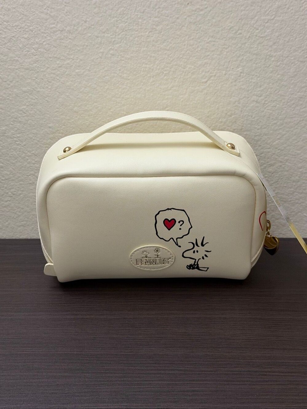 Peanuts Snoopy Heart Cosmetic Bag - Picture 3 of 6
